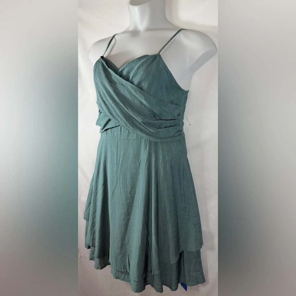 CUPSHE Ruffled Hem Faux Wrap Dress - Picture 4 of 14